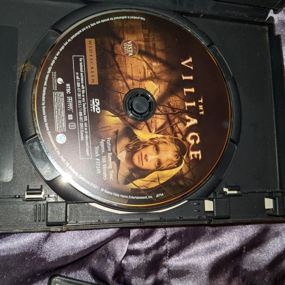 2 DVDS - Picture 3 of 4